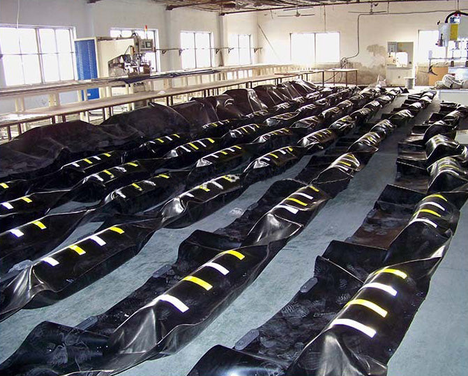 Freeboard 500 Rubber Floating Debris Boom for Dam